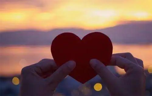 ��Ů���џo���w��