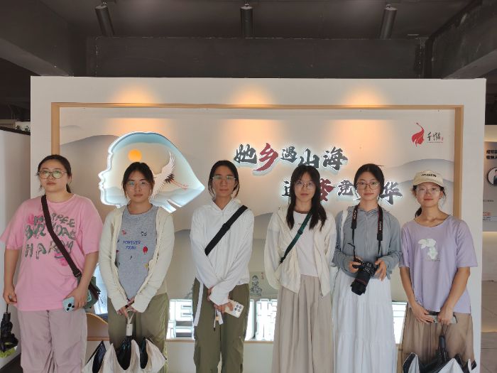 �tɫ�����cŮ���������裬��ʳ�Ļ��x���l���׃ �����҂���ǧ�Q����Ļ����Ќ��`