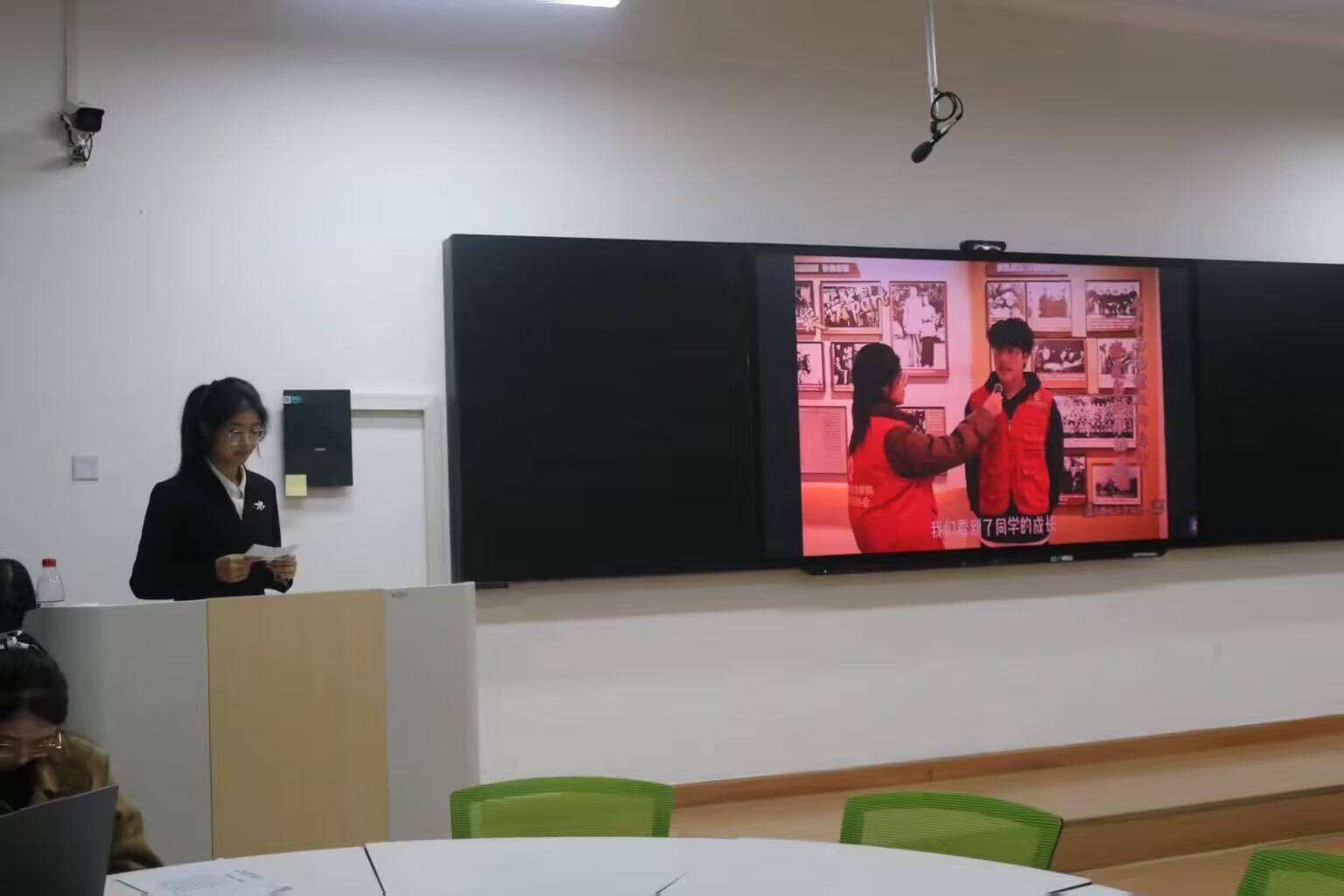 ����ʯ�ʹ�W(xu��)�ϳ�У�^(q��)����־Ը�߅f(xi��)���ɹ��e�k��־Ըʯ�󡤃�(y��u)���(xi��ng)Ŀ���u�Ȼ�ӛQِ